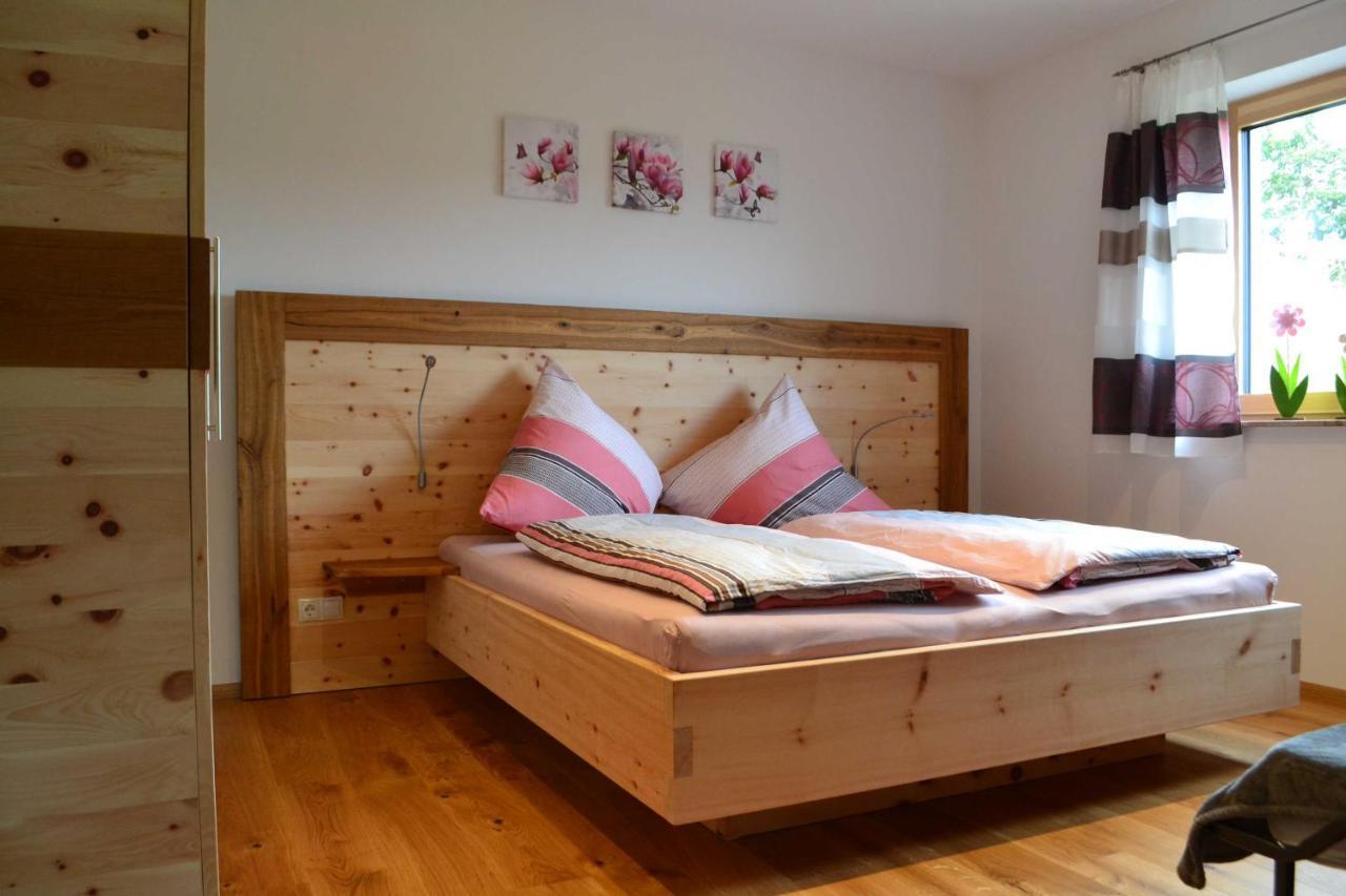 Zirbenholzwohnung Lochau *